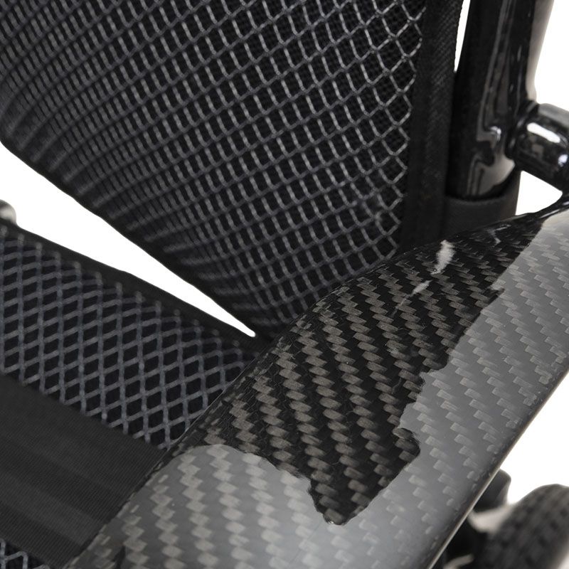 Fauteuil électrique pliable en carbone AeroCarbon Situation